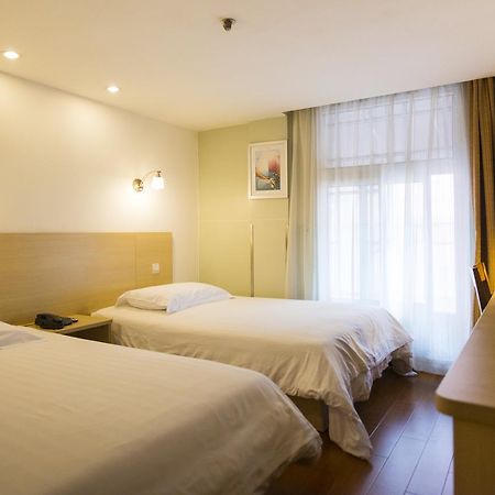 Motel Chongqing Jiefangbai Hongyadong Pedestrian Street Exterior photo